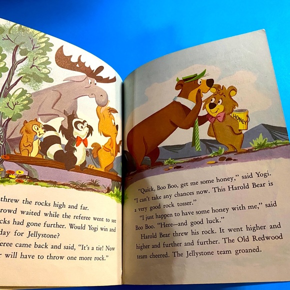 YOGI BEAR VTG 1960 A LITTLE GOLDEN BOOK YOGI BEAR OUR HERO HARDCOVER - Picture 12 of 14